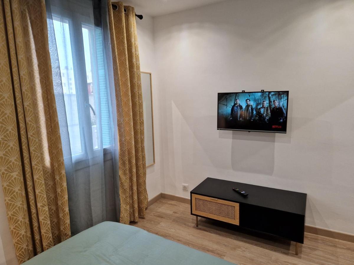 Appartement Ajaccio Climatise 4 Personnes Parking Gratuit Dış mekan fotoğraf