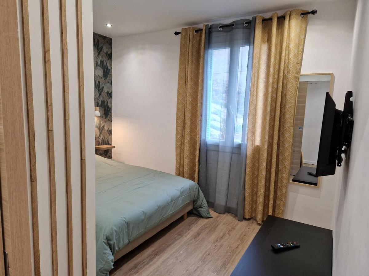 Appartement Ajaccio Climatise 4 Personnes Parking Gratuit Dış mekan fotoğraf